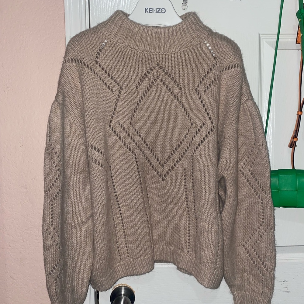 H&M sweater